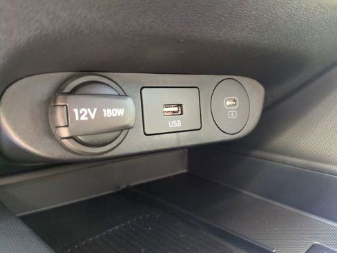 New 2026 Hyundai Elantra Limited FWD image 24