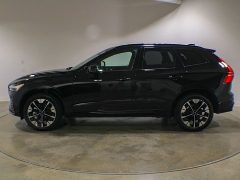Certified 2026 Volvo XC60 B5 Plus AWD/4WD image 2