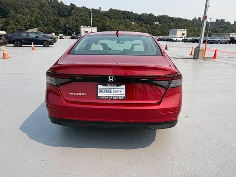 Certified 2023 Honda Accord LX image 8