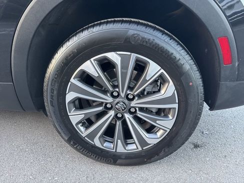 Used 2024 Buick Envision Preferred AWD/4WD image 26