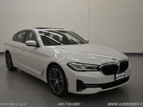 Used 2023 BMW 530i w/ Premium Package RWD image 7