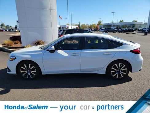 Used 2023 Honda Civic EX-L image 3