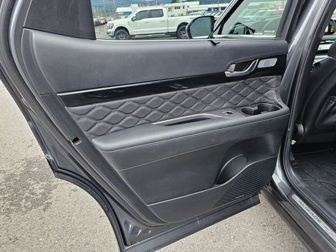 Used 2022 Hyundai Palisade Calligraphy image 12