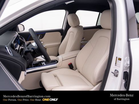 New 2026 Mercedes-Benz GLA 250 4MATIC image 19