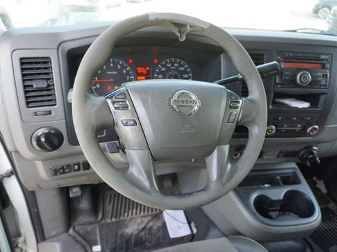 Used 2015 Nissan NV 1500 SV RWD image 13