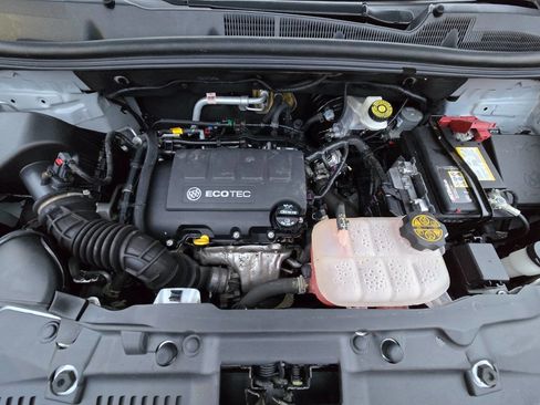 Used 2019 Buick Encore Sport Touring image 40