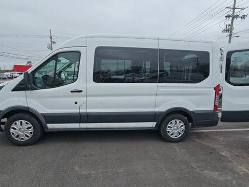 Used 2015 Ford Transit 150 XL image 3