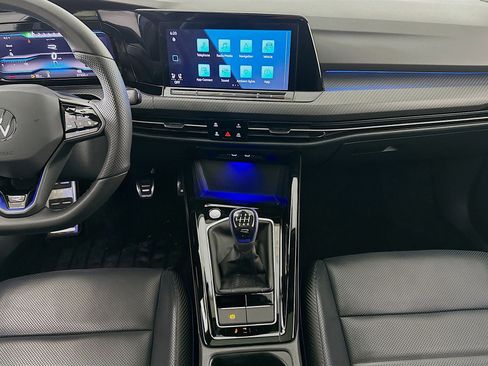 Used 2024 Volkswagen Golf R image 11