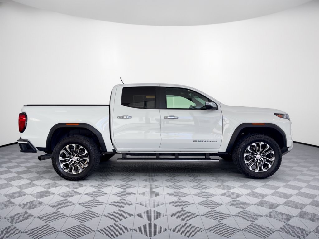 Used 2025 GMC Canyon Denali AWD/4WD image 8