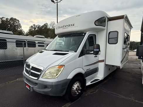 Used 2008 Dodge Sprinter 3500 image 3