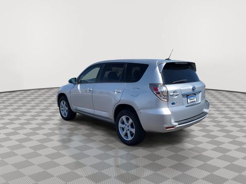 Used 2012 Toyota RAV4 EV FWD image 5