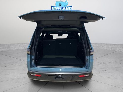 New 2026 Jeep Grand Wagoneer L Limited image 36