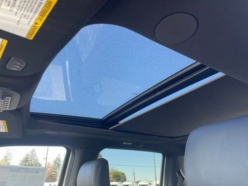 New 2026 Ford F250 Platinum w/ FX4 Off-Road Package image 37