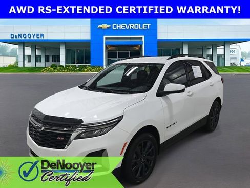 Used 2023 Chevrolet Equinox RS image 1