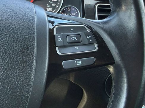 Used 2012 Volkswagen Touareg Sport AWD/4WD image 29