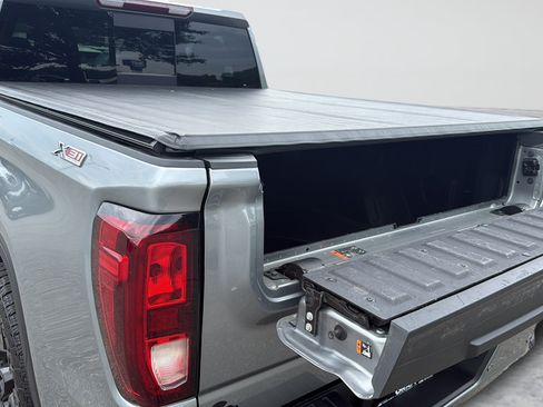 Used 2024 GMC Sierra 1500 Elevation w/ Elevation Premium Package AWD/4WD image 33