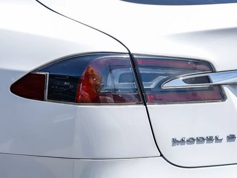 Used 2017 Tesla Model S 90D AWD/4WD image 10