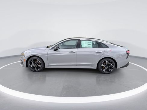 Used 2025 Kia K5 GT-Line w/ GT-Line Premium Package FWD image 4