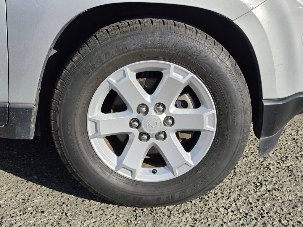 Used 2009 Saturn Outlook XE w/ Premium Trim Package AWD/4WD image 9