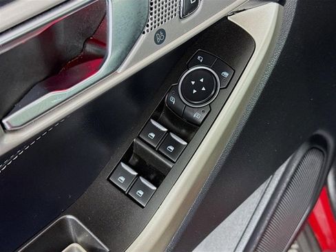 Used 2021 Ford Explorer Limited image 20