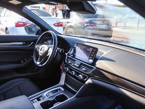 Used 2022 Honda Accord Sport image 22