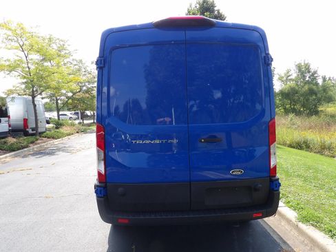 Used 2020 Ford Transit 250 Medium Roof RWD image 5