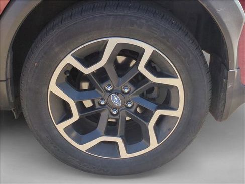 Used 2016 Subaru Crosstrek 2.0i Premium image 14