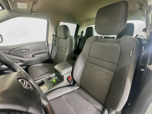 Used 2023 Nissan Frontier S w/ Technology Package RWD image 13