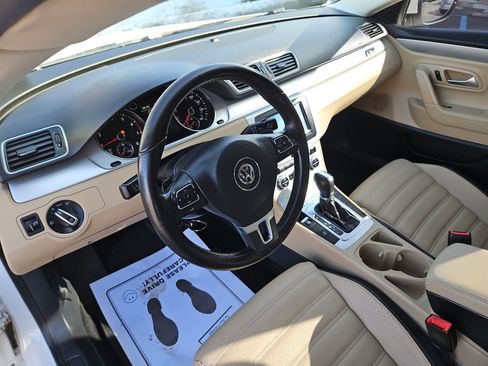 Used 2014 Volkswagen CC R-Line image 13
