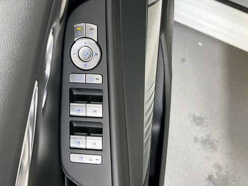 Used 2024 Genesis G80 3.5T Sport image 18