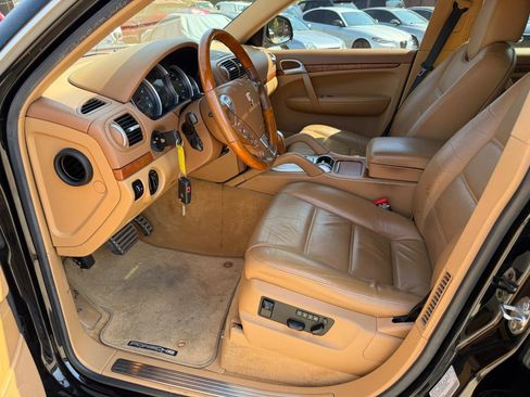 Used 2005 Porsche Cayenne S AWD/4WD image 10