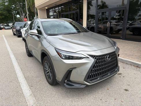 Used 2024 Lexus NX 250 FWD w/ Towing Package (2000 Lbs) image 1