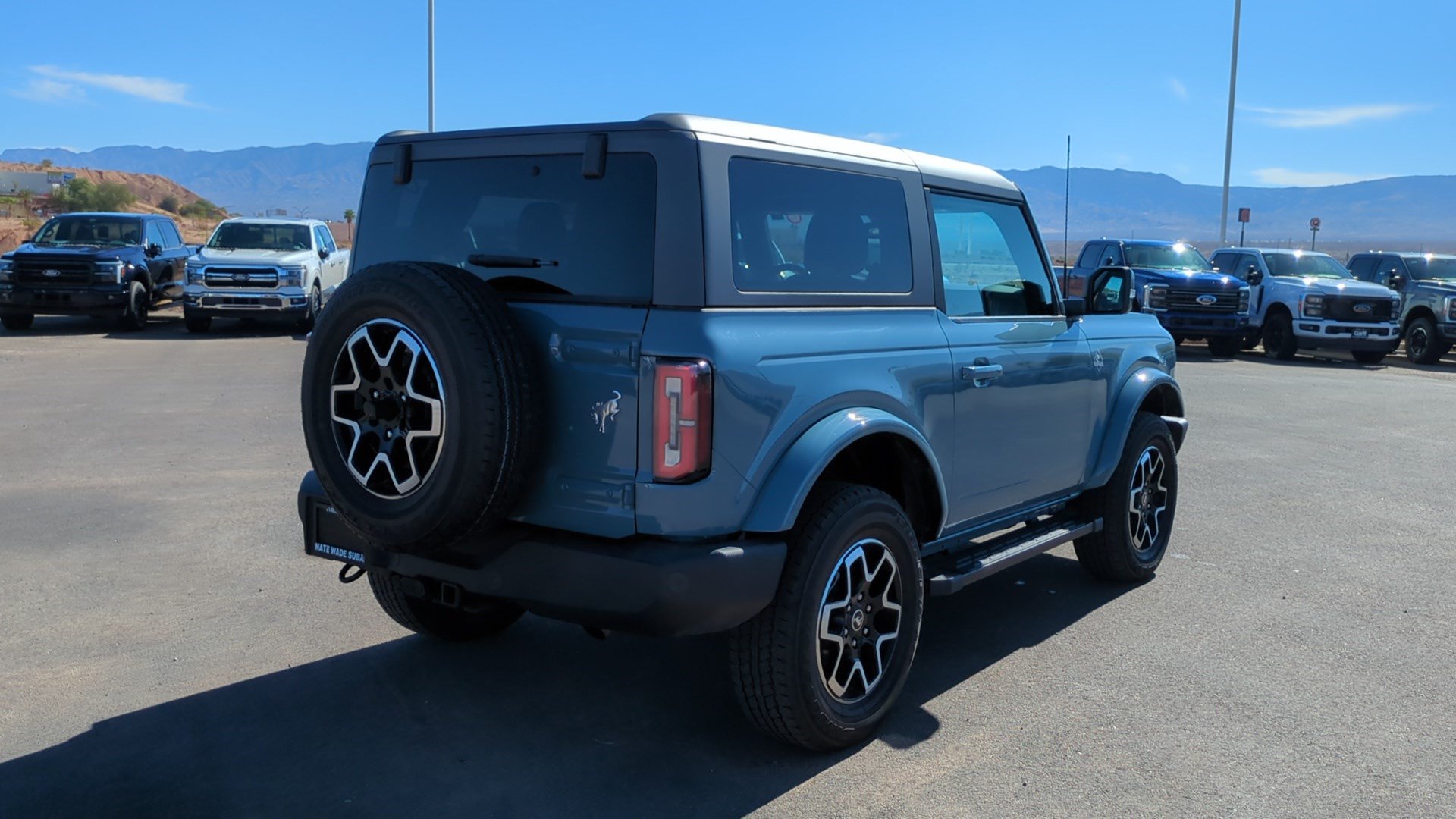 Used 2021 Ford Bronco Outer Banks AWD/4WD image 3
