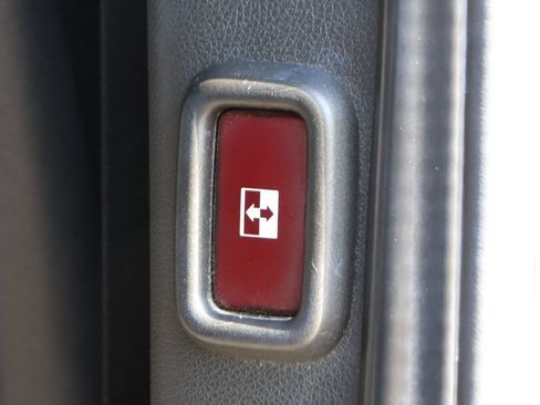 Used 2022 Mercedes-Benz Sprinter 2500 image 16