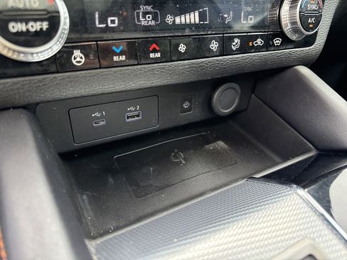 Used 2022 Mitsubishi Outlander SEL AWD/4WD image 30
