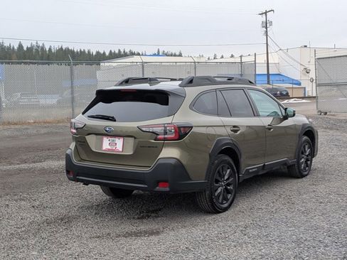 Used 2023 Subaru Outback Onyx Edition image 5