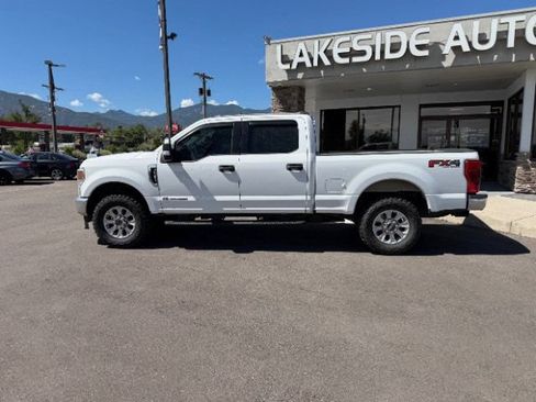 Used 2021 Ford F250 XLT w/ FX4 Off-Road Package AWD/4WD image 4