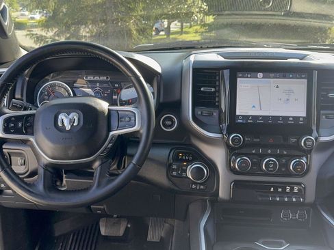 Used 2022 RAM 1500 Big Horn AWD/4WD image 17