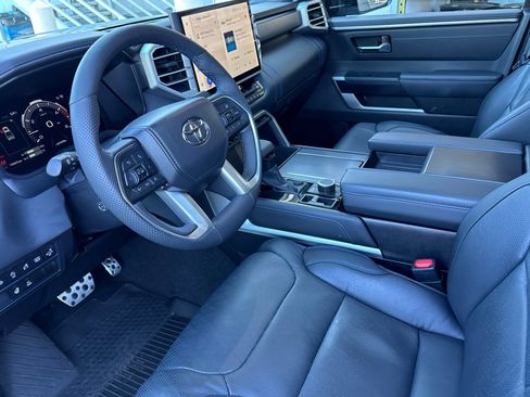 Used 2025 Toyota Tundra Platinum w/ TRD Off-Road Package AWD/4WD image 10