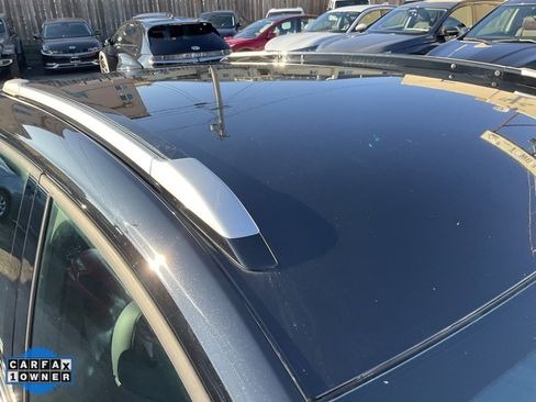 Used 2022 Chevrolet Bolt EUV LT w/ Convenience Package image 69