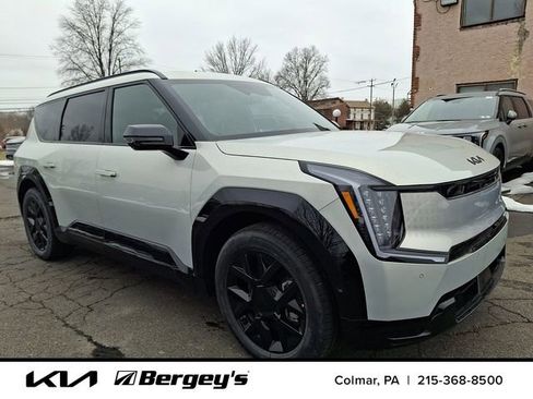 New 2026 Kia EV9 Land image 2