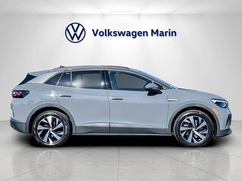 New 2025 Volkswagen ID.4 Pro image 6