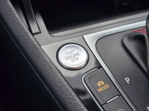 Used 2018 Volkswagen GTI SE w/ SE Leather Package FWD image 36