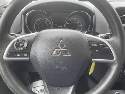 Used 2020 Mitsubishi Outlander Sport ES FWD image 17
