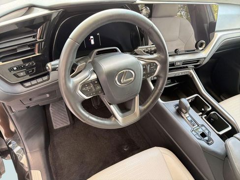 Used 2024 Lexus TX 350 AWD w/ Captains Chair Package image 4