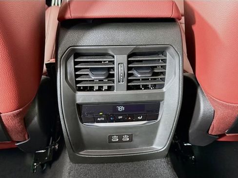 New 2026 BMW 330i xDrive Sedan w/ M Sport Package image 27