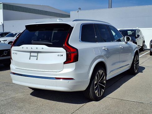 New 2026 Volvo XC90 B5 Plus w/ Protection Package Premier image 7