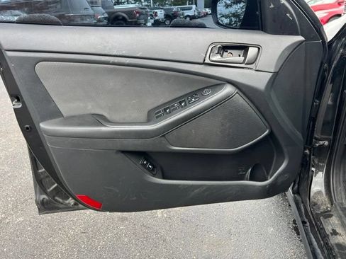 Used 2015 Kia Optima LX FWD image 21