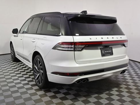 New 2026 Lincoln Aviator Black Label image 4