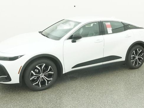 New 2026 Toyota Crown XLE image 2